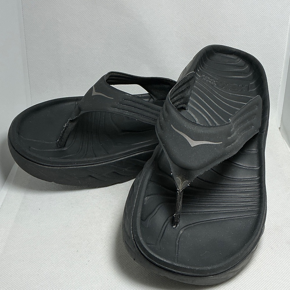 HOKA One One Recovery Flip Flops Black Unisex Men’s 8 / Women’s 10